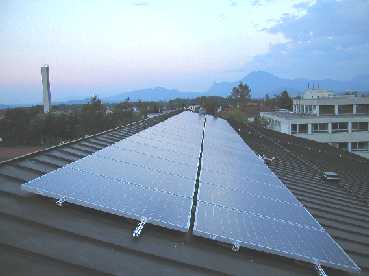 Die PV-Module nach Osten gesehen